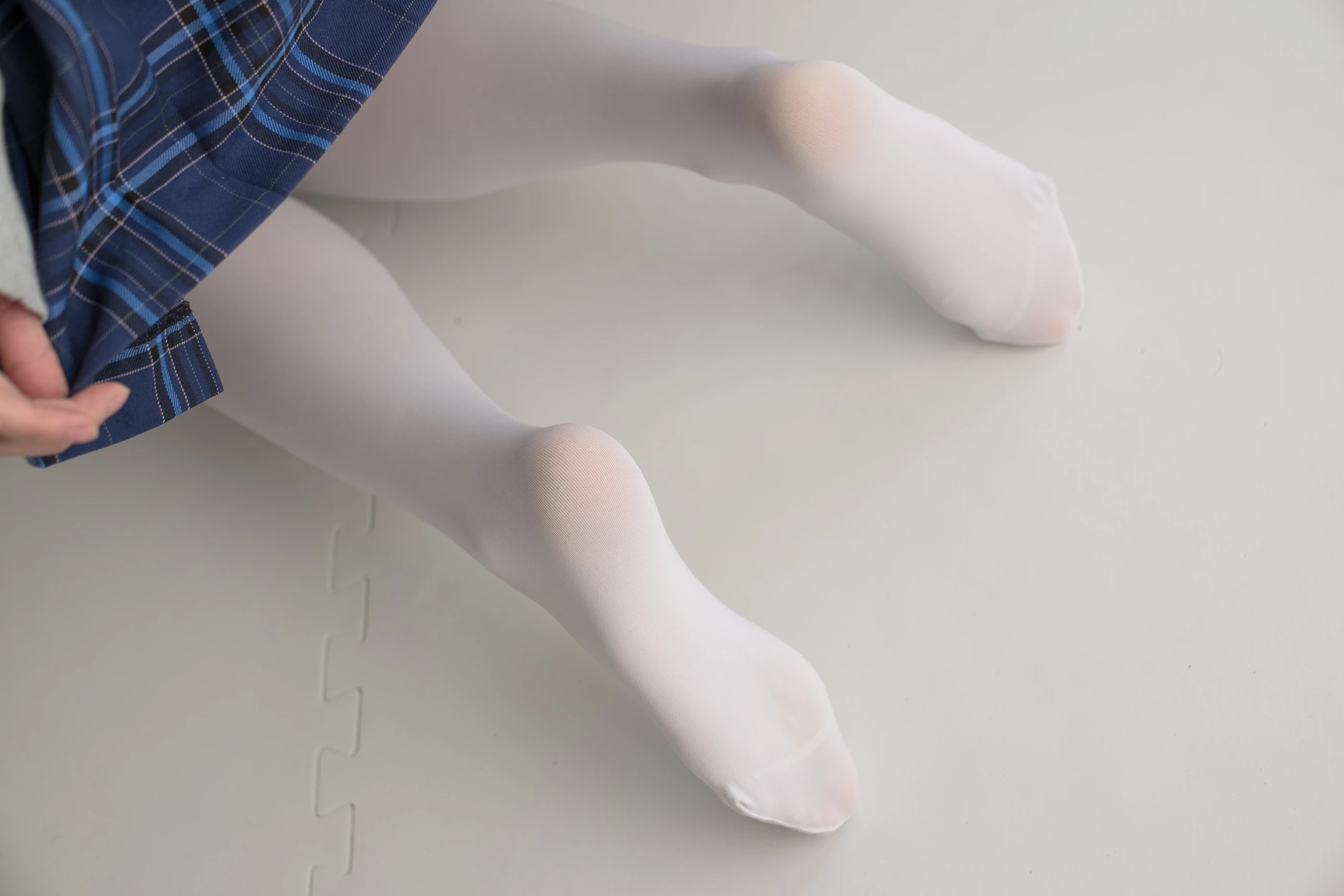 森萝财团 R15-047 [114P]插图2